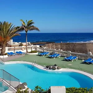 maravillosa-vivienda-con-piscina-al-lado-del-mar.in-canary-islands.com/