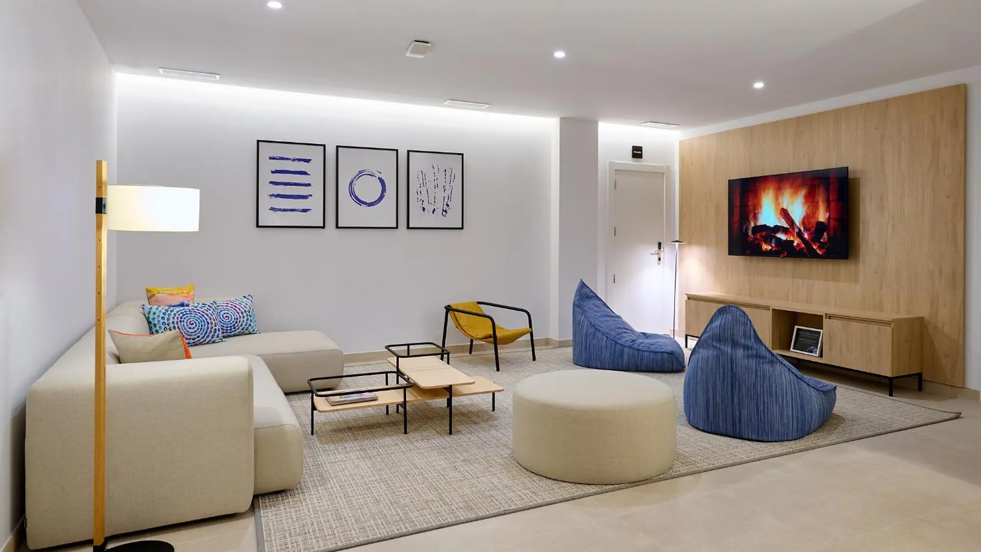 Apartamentos Luna Suites 그라나다 0*,