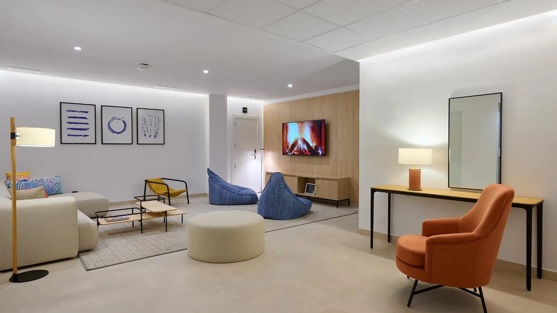 Apartamentos Luna Suites Granada Apartment